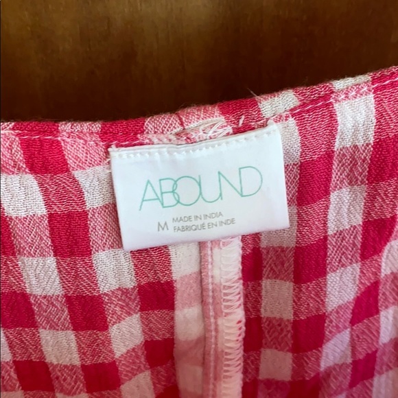 🔥3/$10 ⭐️NWT Abound Gingham Tiered Tank - Picture 3 of 6